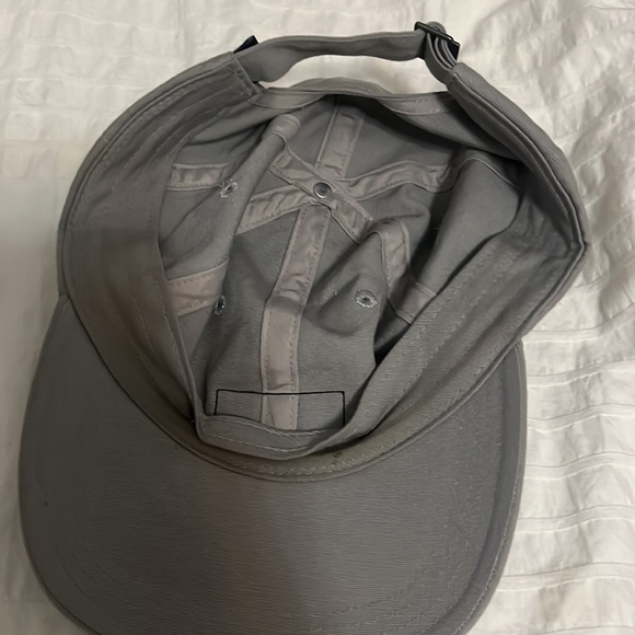 Men’s hat - Picture 2 of 2